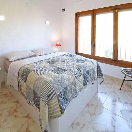 Ute By Interhome La Canuta